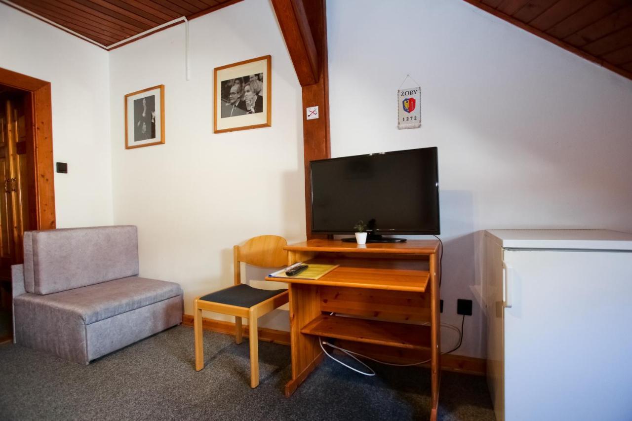 Lenau Haz Bed & Breakfast Печ Екстериор снимка